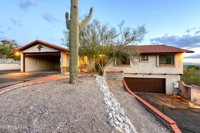 4710 N Paseo Saric, Tucson, AZ 85750