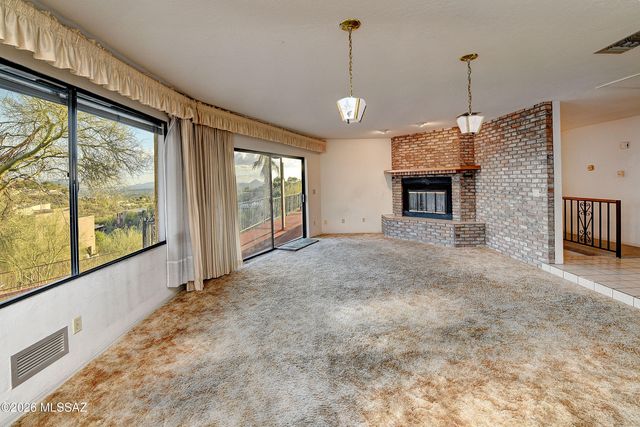 4710 N Paseo Saric, Tucson, AZ 85750