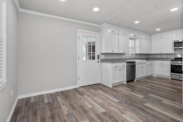 8279 State Highway 19 S, Lovelady, TX 75851