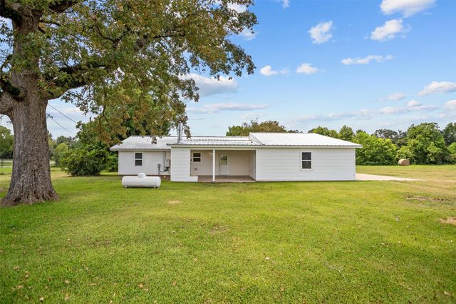 8279 State Highway 19 S, Lovelady, TX 75851