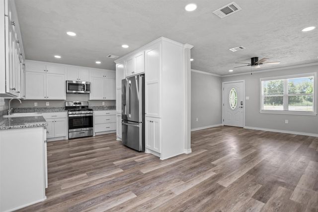 8279 State Highway 19 S, Lovelady, TX 75851