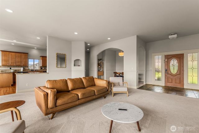 718 Briarwood Drive, East Wenatchee, WA 98802