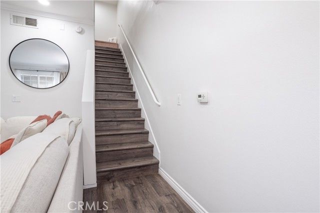 18347 Saticoy Street 35, Reseda (los Angeles), CA 91335