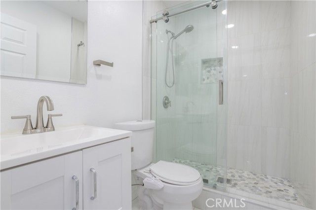 18347 Saticoy Street 35, Reseda (los Angeles), CA 91335