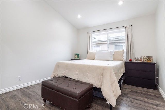 18347 Saticoy Street 35, Reseda (los Angeles), CA 91335