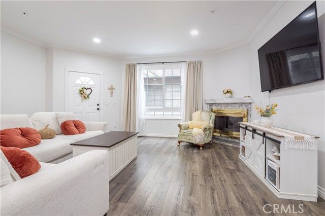 18347 Saticoy Street 35, Reseda (los Angeles), CA 91335