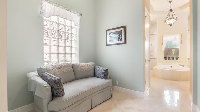 17384 Vistancia Circle, Boca Raton, FL 33496