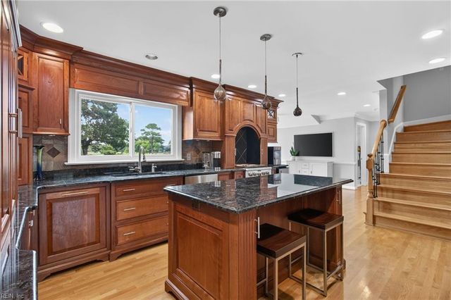 2420 Haversham CLS, Virginia Beach, VA 23454