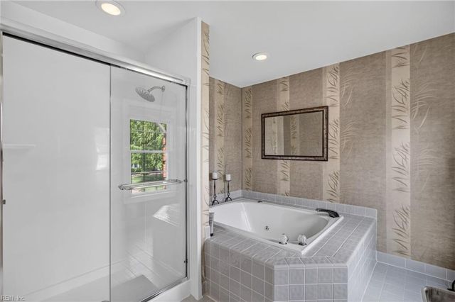 2420 Haversham CLS, Virginia Beach, VA 23454