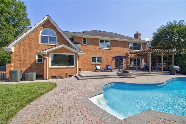 2420 Haversham CLS, Virginia Beach, VA 23454