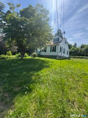 11 Hunt Street, Norwich, CT 06360