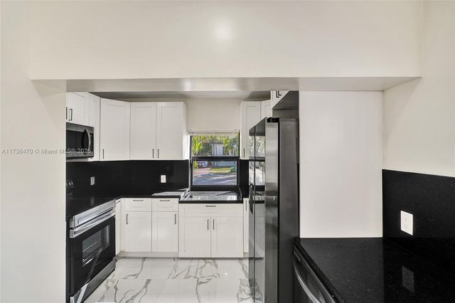 237 NE 110th Ter, Miami, FL 33161