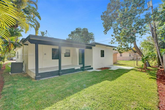 237 NE 110th Ter, Miami, FL 33161