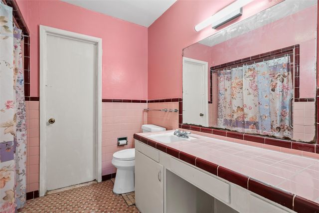 303 East Avenue, Moody, TX 76557