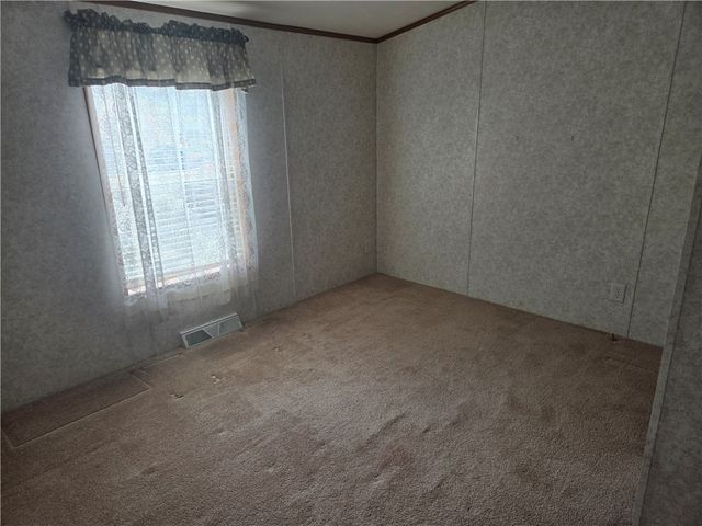703 Dauphin Dr, Cranberry Twp, PA 16066