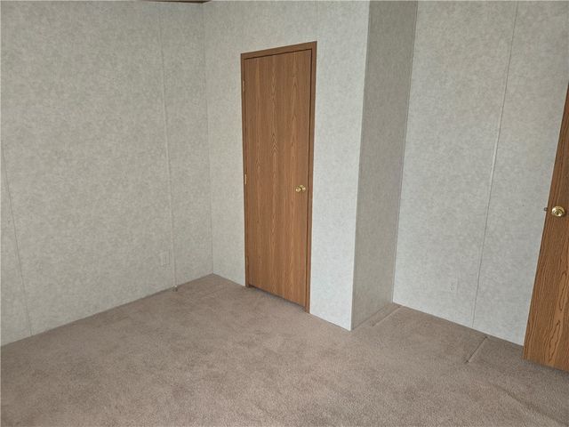 703 Dauphin Dr, Cranberry Twp, PA 16066