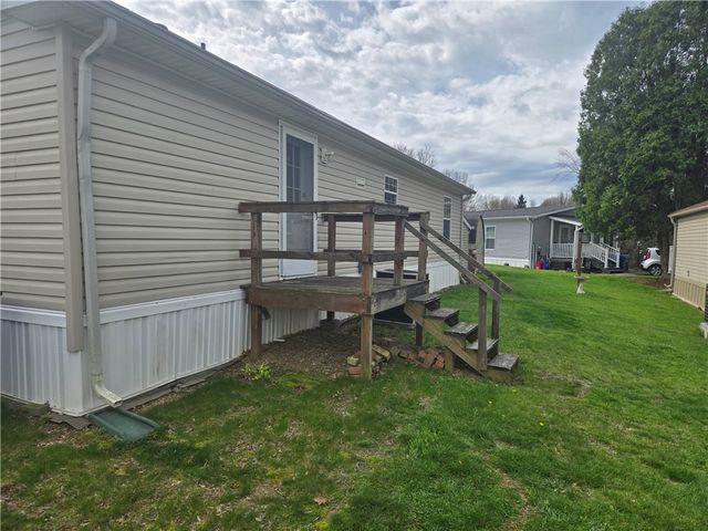 703 Dauphin Dr, Cranberry Twp, PA 16066