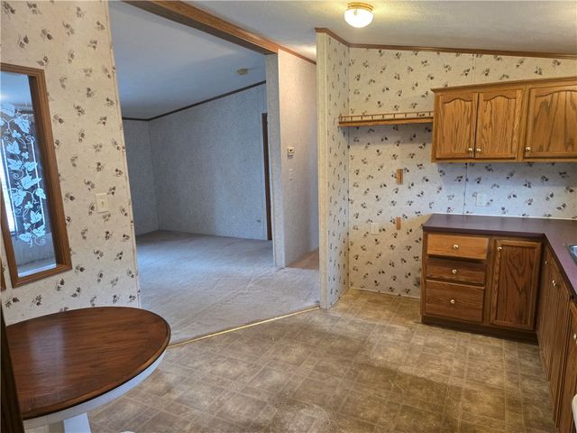 703 Dauphin Dr, Cranberry Twp, PA 16066