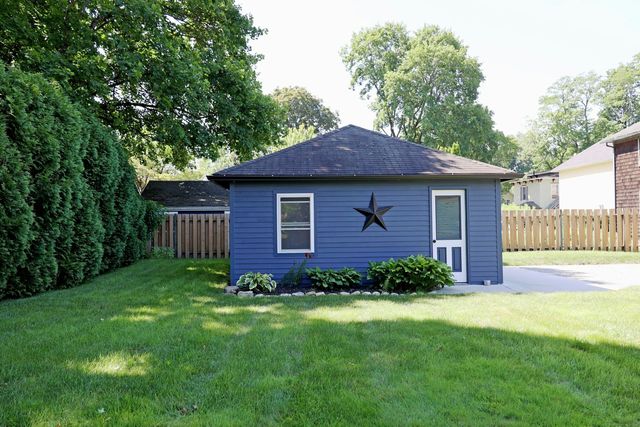 30 Elizabeth Street, Bethel, CT 06801