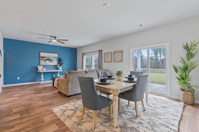 168 Warner Crossing Way, Loris, SC 29569