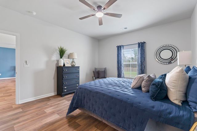 168 Warner Crossing Way, Loris, SC 29569