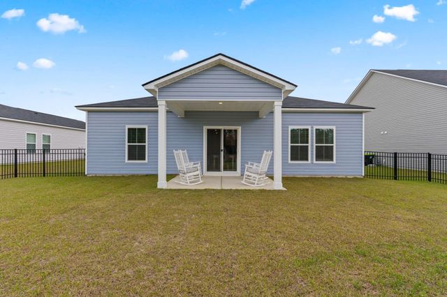 168 Warner Crossing Way, Loris, SC 29569