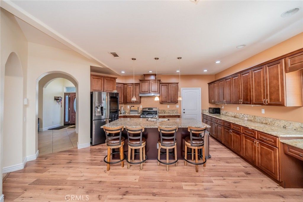 Image 12 of property listing at 22735 MARKHAM Street, Perris, CA 92570