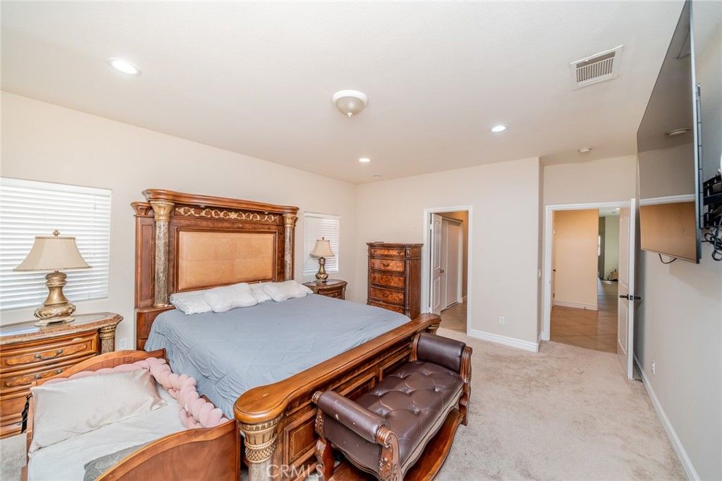 Image 31 of property listing at 22735 MARKHAM Street, Perris, CA 92570