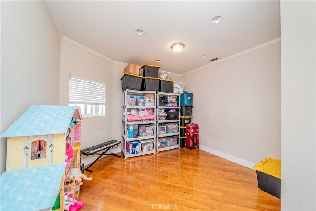 Image 36 of property listing at 22735 MARKHAM Street, Perris, CA 92570