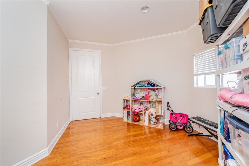 Image 37 of property listing at 22735 MARKHAM Street, Perris, CA 92570
