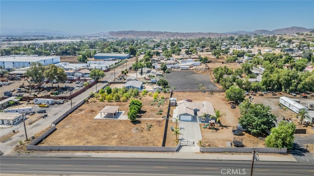 Image 45 of property listing at 22735 MARKHAM Street, Perris, CA 92570