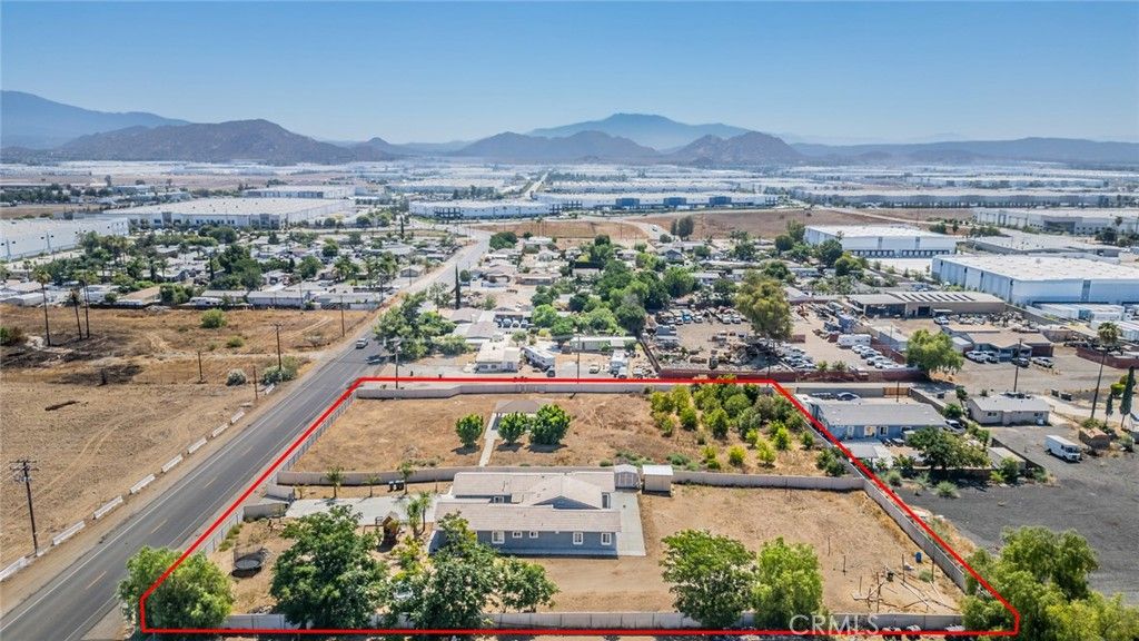 Image 49 of property listing at 22735 MARKHAM Street, Perris, CA 92570