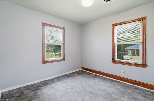 1538 Wilkins DR, Suffolk, VA 23434