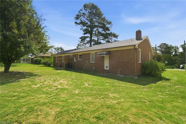 1538 Wilkins DR, Suffolk, VA 23434