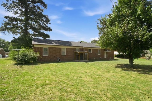 1538 Wilkins DR, Suffolk, VA 23434
