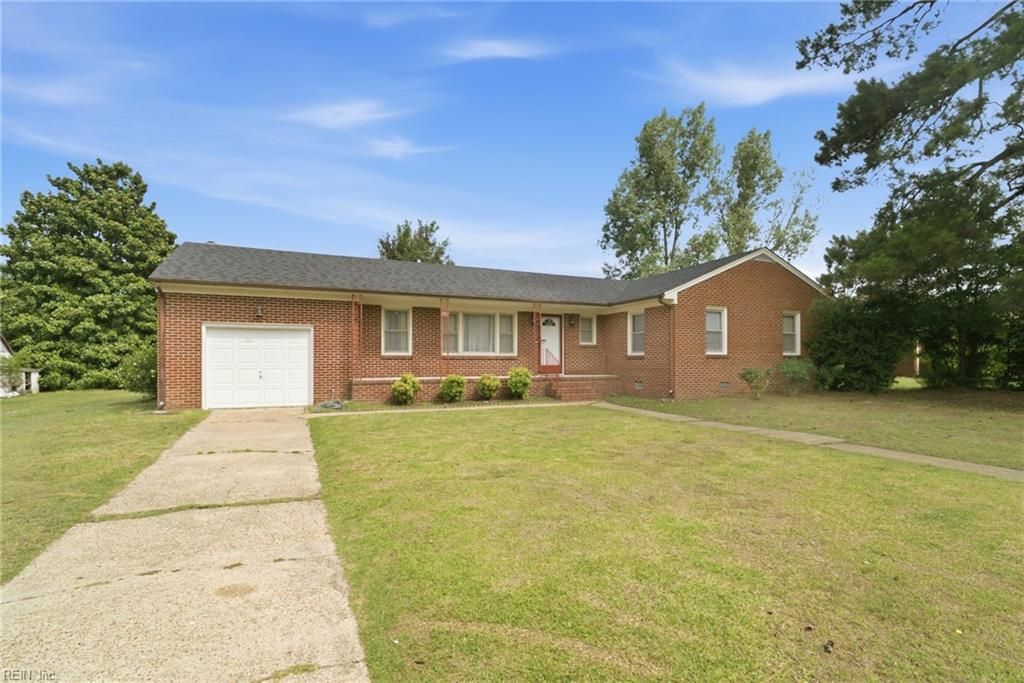 1538 Wilkins DR, Suffolk, VA 23434