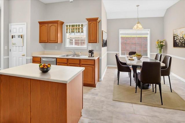 5134 SUMMER MIST CV S, Arlington, TN 38002