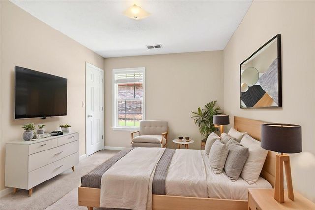 5134 SUMMER MIST CV S, Arlington, TN 38002