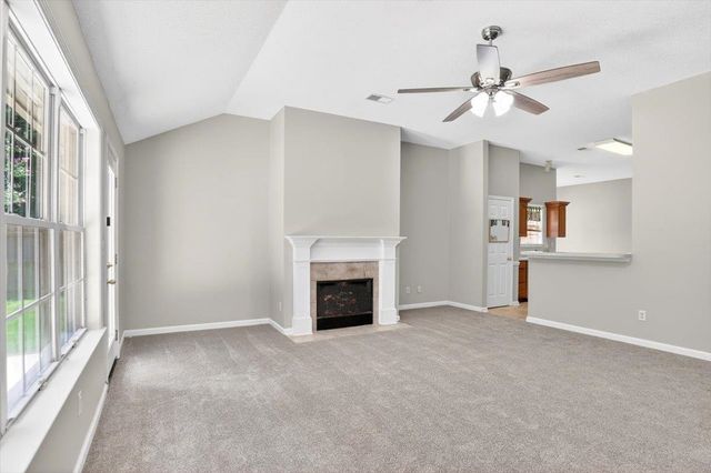 5134 SUMMER MIST CV S, Arlington, TN 38002