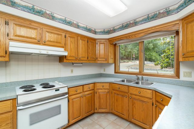 94 Mesero Way, Hot Springs Village, AR 71909
