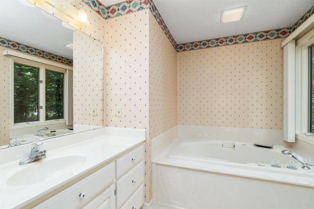 94 Mesero Way, Hot Springs Village, AR 71909