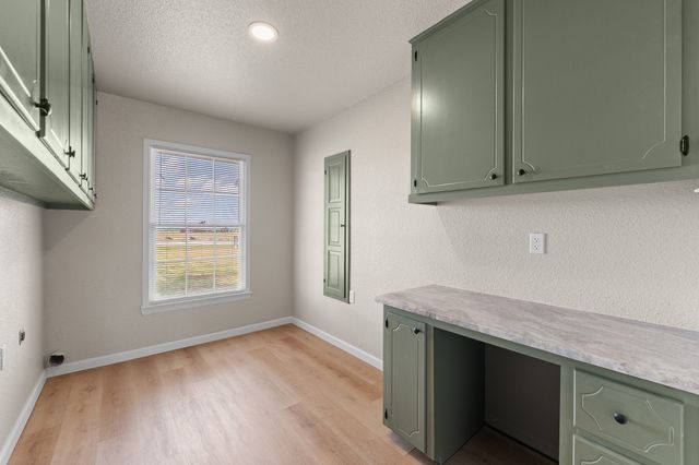 401 Edgewood Lane, Cleburne, TX 76031