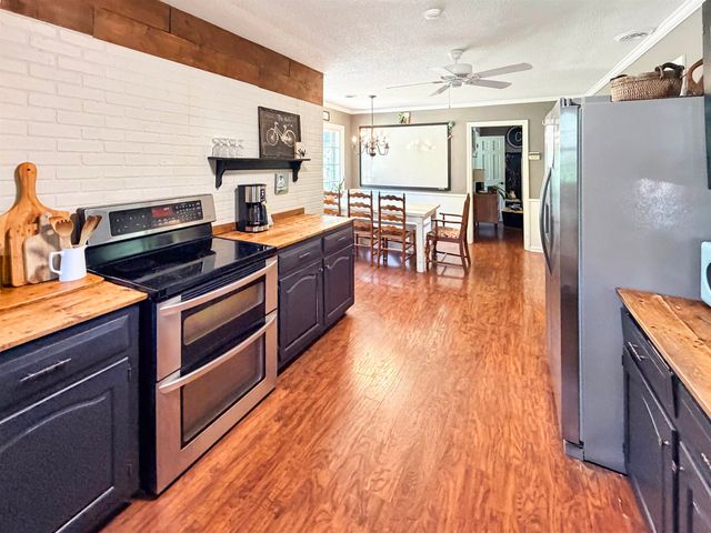 8311 S MONTEGO PL, Cordova, TN 38016