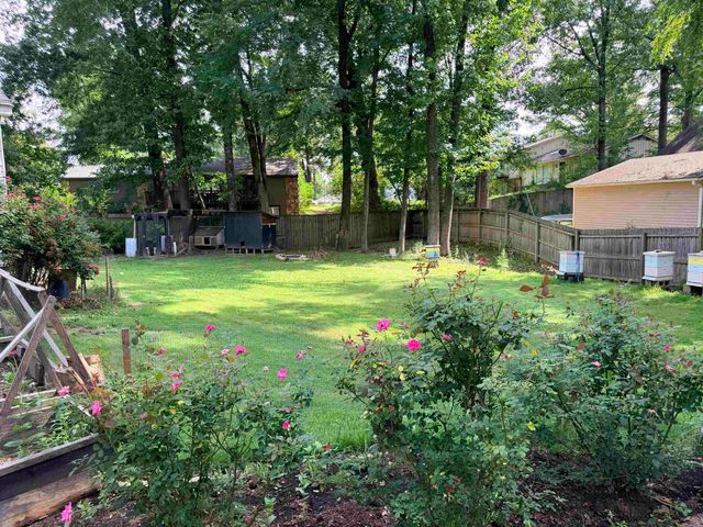 8311 S MONTEGO PL, Cordova, TN 38016