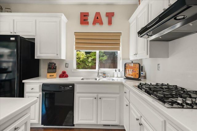 16610 San Benito Place, Morgan Hill, CA 95037