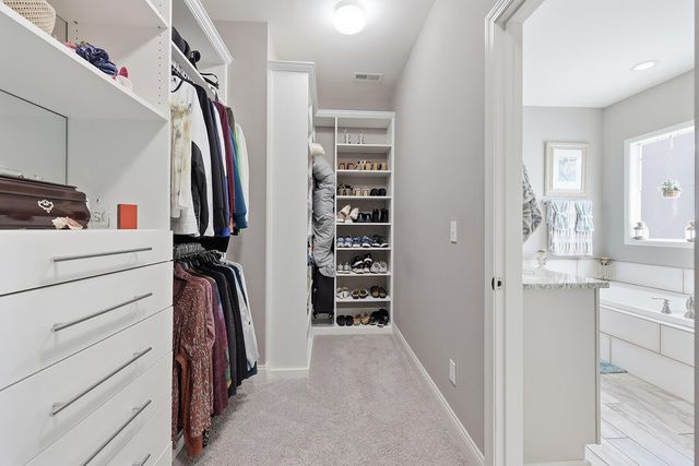 3676 Bay Springs Park, Lexington, KY 40509