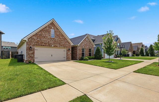 3676 Bay Springs Park, Lexington, KY 40509