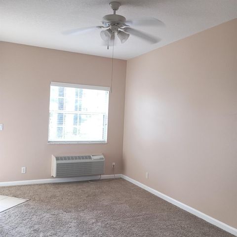8004 Carnoustie Place B, Port St. Lucie, FL 34986