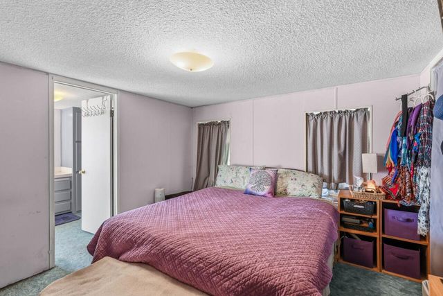 4729 S Pacific Highway UNIT 4, Phoenix, OR 97535