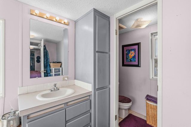 4729 S Pacific Highway UNIT 4, Phoenix, OR 97535